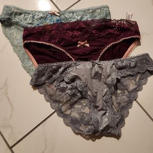 VS Pantie bundle XS NWOT